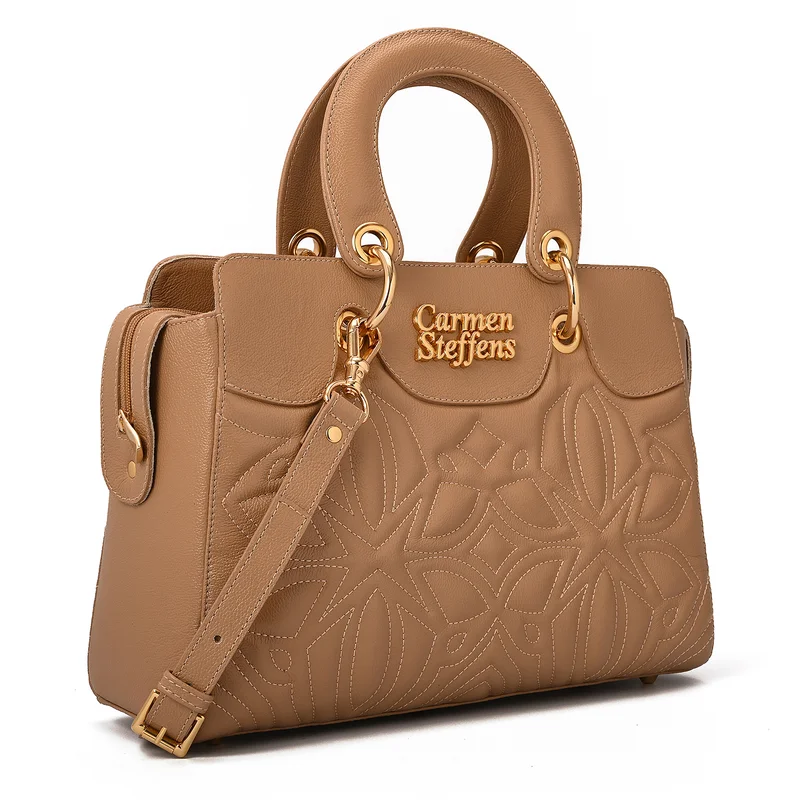 كارمن ستيفنز حقيبة جلدية بلون البيج الجمل مع خياطة مبطنة